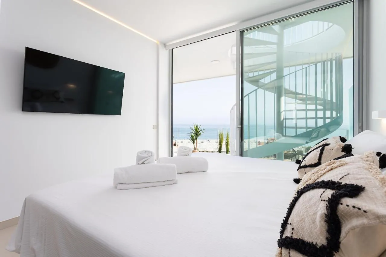 شقة Higueron Rental Med By The Sun فوينخيرولا